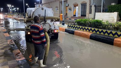 محافظ كفر الشيخ يعلن حالة الطوارئ لرفع مياه الأمطار بمدن وقرى كفر الشيخ (صور)
