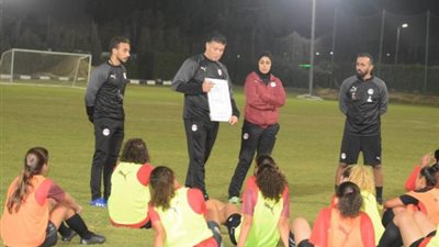 سحر عبد الحق: تدريبات منتخب الكرة النسائية تسير بشكل جيد وجاري تشكيل منتخب الناشئات