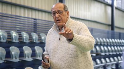 إصابة مدير النشاط الرياضي في الأهلي بفيروس كورونا.. والخطيب يتابع حالته