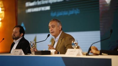 “القاهرة السينمائي” يقيم مسرحًا بساحة الأوبرا المكشوفة لعرض الأفلام منعًا لانتشار كورونا