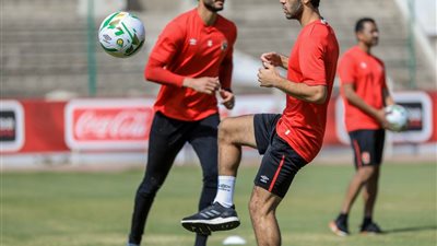 رسميًّا.. شادي رضوان يوقع للبنك الأهلي