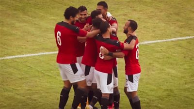 أحمد موسى للاعبي منتخب مصر: “هاتوا أجوان بس بطلوا أحضان”