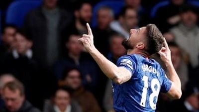 مفاجأة.. جيرو يقرر الرحيل عن تشيلسي