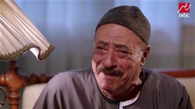 تزوج فتاة تصغره بـ40 عامًا ووصفه الإخوان بالكافر.. حياة الراحل فايق عزب في سطور