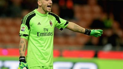 أبياتي: ميلان ونابولي ينافسان على الدوري الإيطالي هذا الموسم