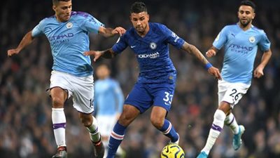 يوفنتوس يتحرك للتعاقد مع ظهير تشيلسي في الانتقالات الشتوية