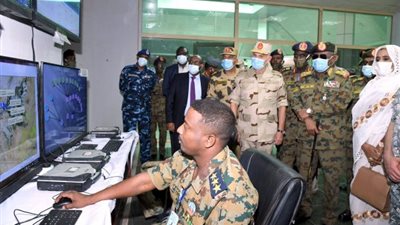 رئيس الأركان يحضر المرحلة الرئيسية للتدريب الجوي المصري السوداني “نسور النيل-1” 