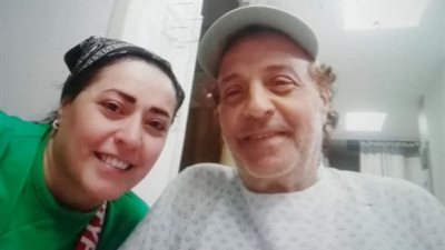 وفاة الفنان عبد المنعم عاكف