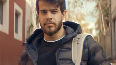 أدهم نابلسي يطرح “حان الآن” أولى أغنياته باللهجة المصرية (فيديو)