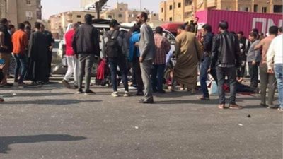 إصابة 4 فتيات صدمتهن سيارة ميكروباص بحدائق الأهرام