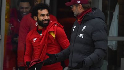 كلوب يعلن عودة محمد صلاح للتدريبات وتعافيه من فيروس كورونا