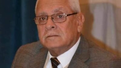 براءة أستاذ جامعي من تهمة إزعاج رئيس جامعة الإسكندرية السابق على مواقع التواصل الاجتماعي (مستندات)