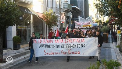 يرفضون دخولهم إلى البلاد.. احتجاز 1000 إسرائيلي في ميناء بسبب متظاهرين داعمين لفلسطين باليونان