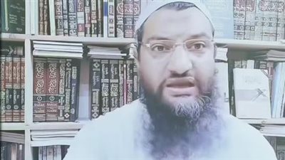 أصنام يجب تحطيمها.. الأمن يفحص فيديو لداعية يحرض المواطنين ضد المتحف المصري الكبير