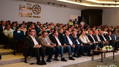 رئيس جهاز مستقبل مصر يجتمع بشركات المقاولات والموردين لدفع معدلات الإنجاز في الدلتا الجديدة