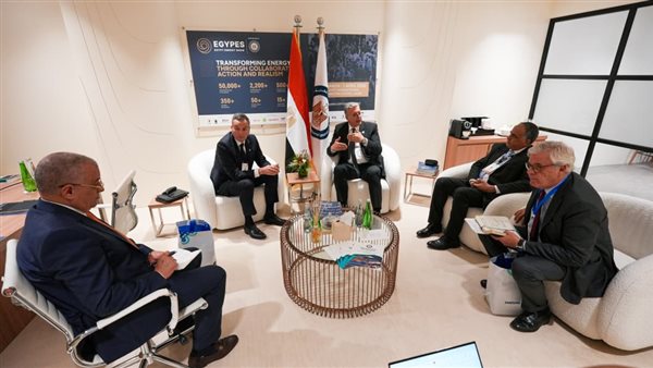 خلال اللقاء