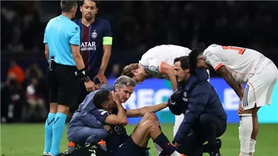 بعد إصابته أمام ريال مدريد.. تقارير تكشف مدة غياب حكيمي عن باريس سان جيرمان