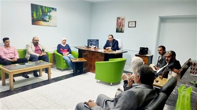 رئيس المؤسسة العلاجية يبحث دعم التحول الرقمي لمستشفى مبرة المعادي