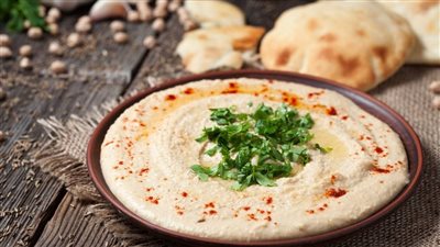 طريقة عمل الطحينة من السمسم.. ووصفة متكاملة الفوائد باستخدام السوداني