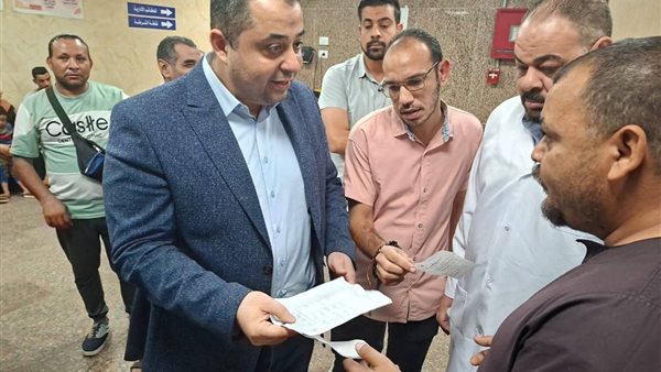 وكيل صحة قنا يتفقد