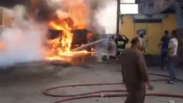 جانب من الحريق