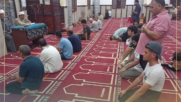 صورة من مجالس الذاكرين