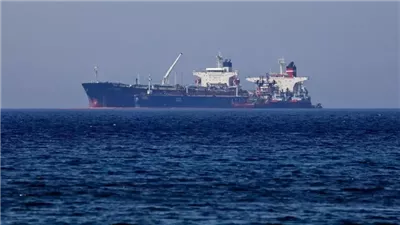 هيئة بحرية بريطانية: قراصنة حاولوا مهاجمة ناقلة غاز مسال قبال سواحل الصومال 