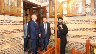محافظ القاهرة خلال جولة تفقدية بمجمع كنائس حارة زويلة الأثرية: نبذل جهدًا كبيرًا ليصبح المشروع جاذبًا للسياح