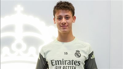 أردا جولر يفوز بجائزة أفضل لاعب خلال شهر أكتوبر بـ نادي ريال مدريد