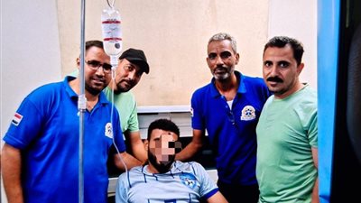 نجا من مصير أحمد رفعت.. طاقم إسعاف الإسماعيلية ينقذ لاعب نادي أبو شحاتة من الموت المفاجئ