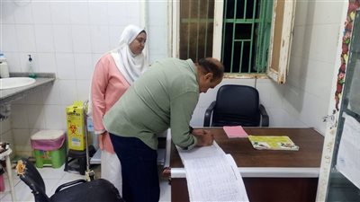 جولات مفاجئة لوكيل وزارة الصحة على وحدات الرعاية الأساسية بالوادي الجديد| صور