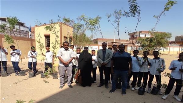 مدارس أسوان ضمن المبادرة