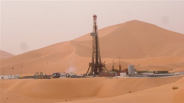 البترول في الصحراء