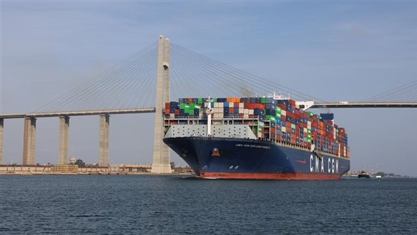 قناة السويس 