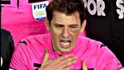 تعرض لاعتداء في الدوري التركي.. من هو خليل أوموت حكم نهائي السوبر بين الأهلي والزمالك؟