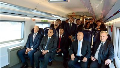 كامل الوزير: القطار الكهربائي السريع عريس اليوم في معرض النقل الذكي 2025