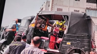 بعد قرار المحافظ.. مصادرة 28 توك توك لسيرها في الشوارع الرئيسية بالقاهرة