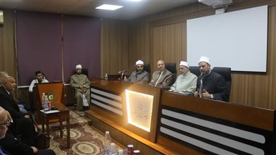  البحوث الإسلامية: الأزهر بقيادة الإمام الأكبر يؤدي دورًا محوريًا في تفكيك الفكر المتطرف