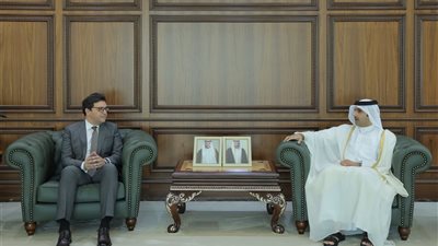 وزير الثقافة يلتقي نظيره القطري لمناقشة عدد من المشروعات المشتركة