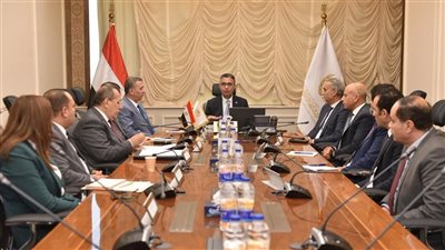 وزير التموين يتابع استعدادات تأمين السلع الأساسية خلال شهر رمضان المقبل