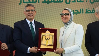 فوز الوادي الجديد بـ4 جوائز بالمهرجان الدولي الثامن للتمور بالواحات البحرية