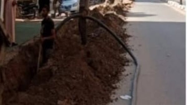 جانب من أعمال الحفر