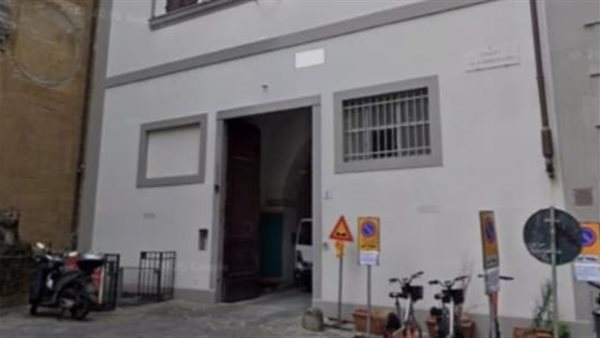 سائحة بنمية تتعرض