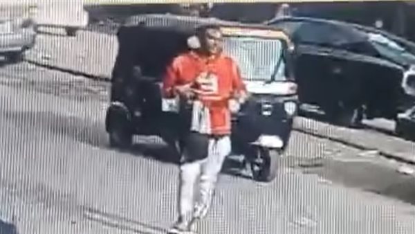 الشخص الظاهر في مقطع