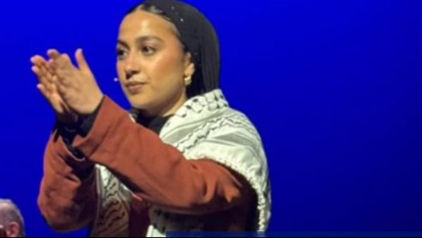 الفنانة المصرية الألمانية