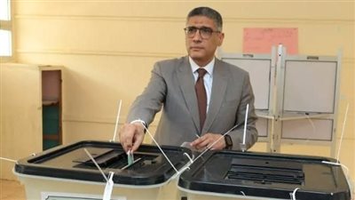 محافظ الجيزة يدلي بصوته في انتخابات مجلس النواب 2025