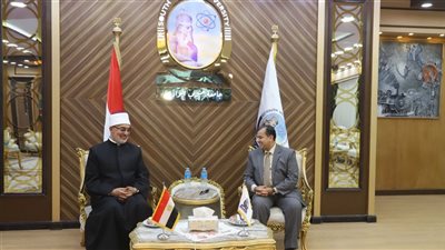المفتي: مصر في عهد الرئيس السيسي أولت اهتمامًا بالغًا بالعلم والتعليم 