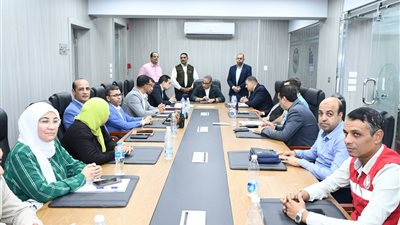 عبر مركز سيطرة الشبكة الوطنية للطوارئ.. محافظ الفيوم يتابع سير انتخابات مجلس النواب خلال الفترة المسائية