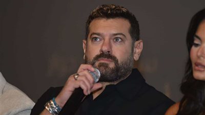 عمرو يوسف: بحب أكون متنوع في أدواري والناس هتتوحد مع الشخصيات اللي موجودة في السلم والثعبان