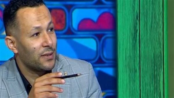 الكاتب الصحفي فتحي